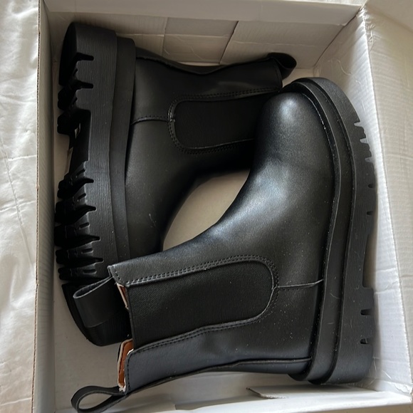 SHEIN Shoes - Black boots